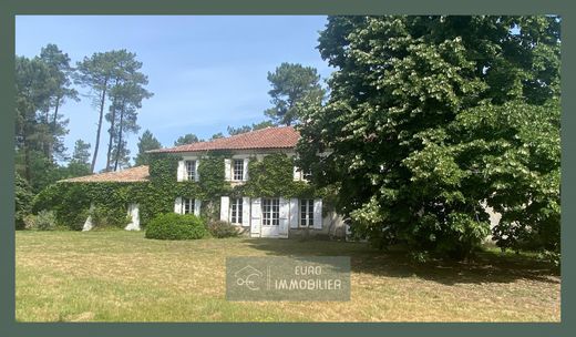 Luxe woning in Sore, Landes