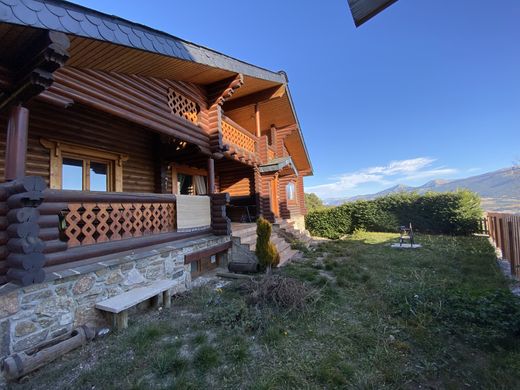 Chata w Font-Romeu-Odeillo-Via, Pyrénées-Orientales