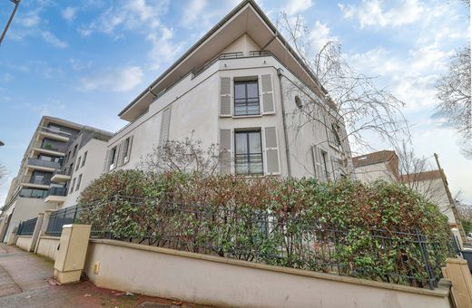 Luxe woning in Rueil-Malmaison, Hauts-de-Seine