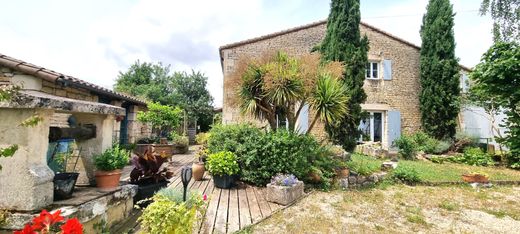 豪宅  Niort, Deux-Sèvres