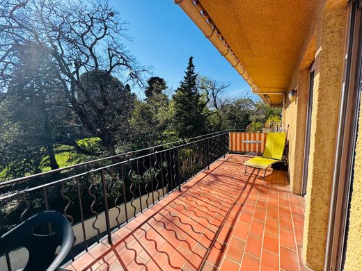 Apartment / Etagenwohnung in Saint-Tropez, Var