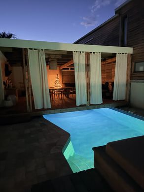 빌라 / Les Trois-Bassins, Réunion