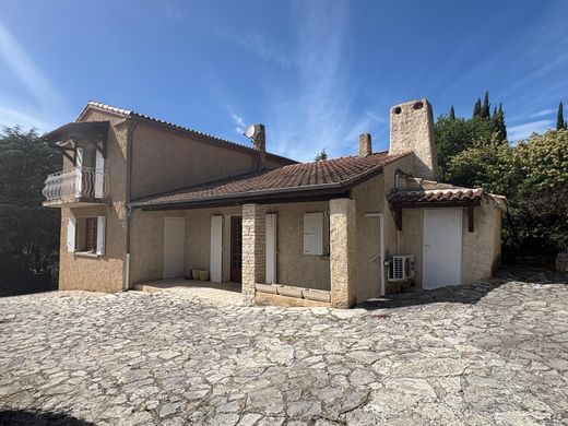 Casa de lujo en Pierrevert, Alpes de Alta Provenza