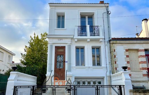 Luxury home in Royan, Charente-Maritime