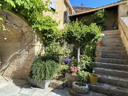 منزل ﻓﻲ Valliguières, Gard