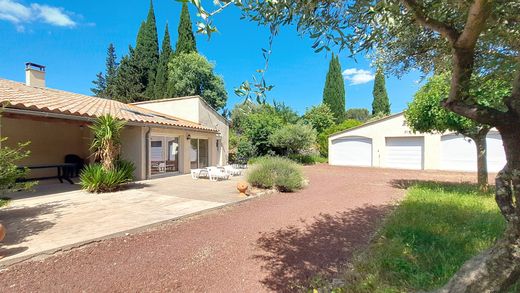 Villa in Nîmes, Gard