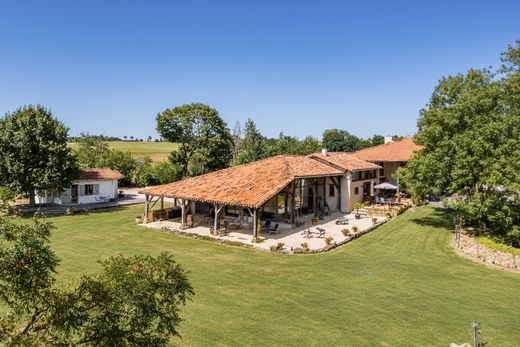 Casa di lusso a Escanecrabe, Alta Garonna