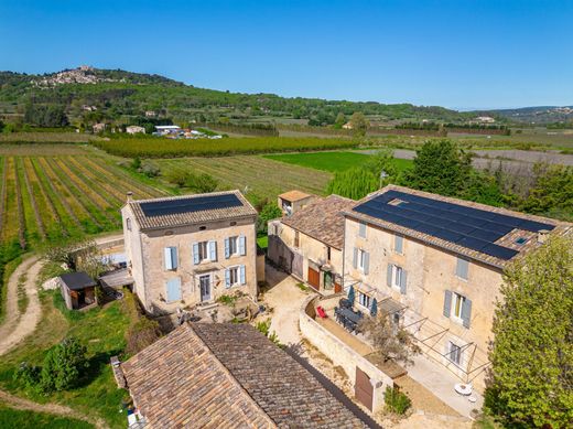 Willa w Bonnieux, Vaucluse