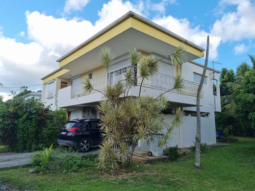 Maison de luxe à Baie-Mahault, Guadeloupe