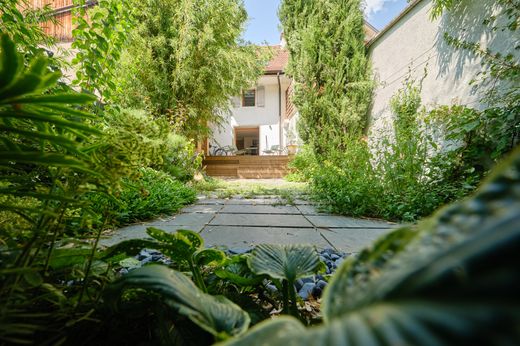 Appartement in Pringy, Haute-Savoie