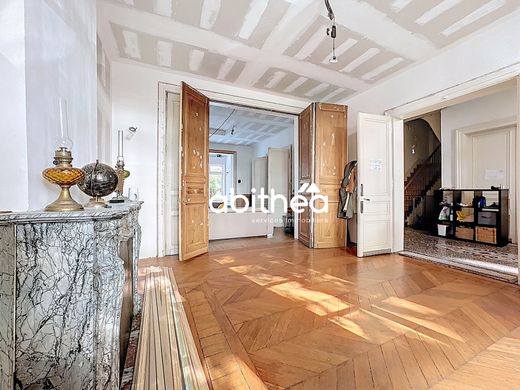 豪宅  阿拉斯, Pas-de-Calais