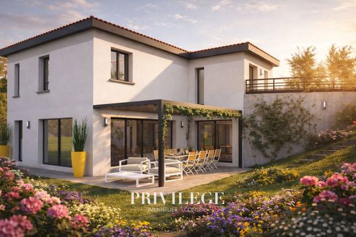 Land in Saint-Didier-au-Mont-d'Or, Rhône