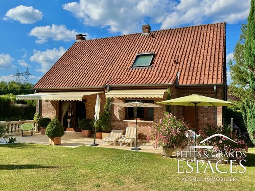 منزل ﻓﻲ Saint-Saulve, North