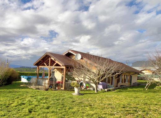 Luxury home in Gruffy, Haute-Savoie