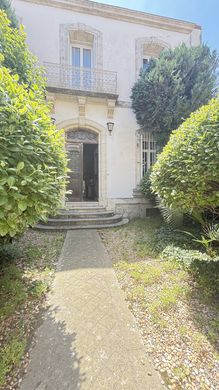 Luxury home in Montbazin, Hérault