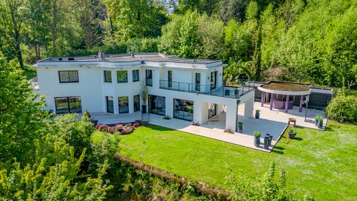 Βίλα σε Bihorel, Seine-Maritime