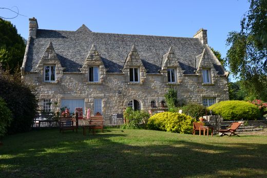 Plouezoc'h, Finistèreの高級住宅