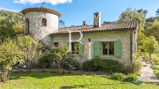 빌라 / La Colle-sur-Loup, Alpes-Maritimes