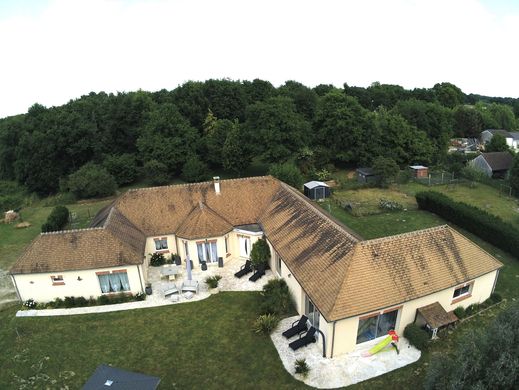 Luxury home in Les Choux, Loiret