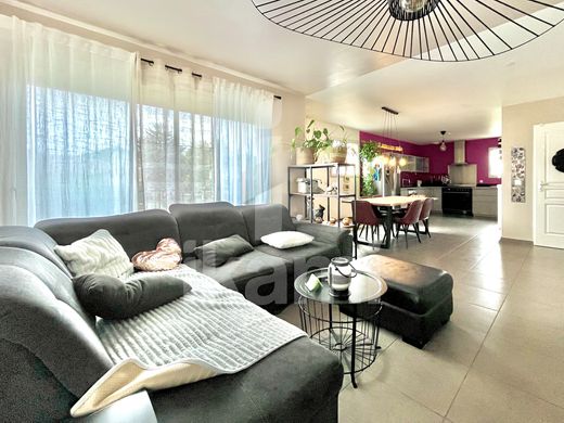 套间/公寓  Saint-Julien-en-Genevois, Haute-Savoie