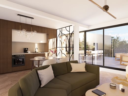 Двухуровневые апартаменты, Riom, Puy-de-Dôme