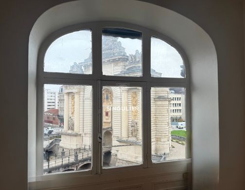 Apartment in Lille, North