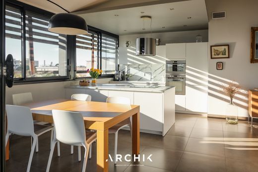 Apartment / Etagenwohnung in Marseille, Bouches-du-Rhône