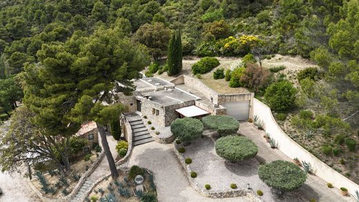Luxus-Haus in Lourmarin, Vaucluse