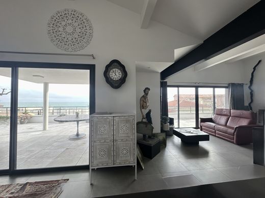 Daire Sète, Hérault