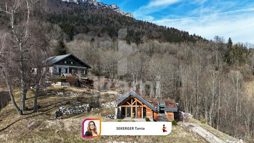 Luxe woning in Les Gaudes, Auvergne-Rhône-Alpes