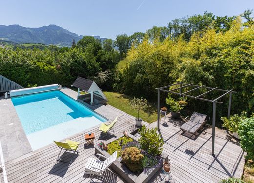 Luxus-Haus in Charvonnex, Haute-Savoie