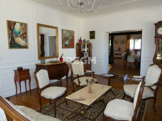 Luxury home in Lanvallay, Côtes-d'Armor