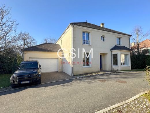 Luxus-Haus in Vaucresson, Hauts-de-Seine