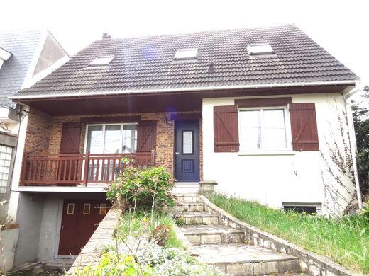 Luxury home in Athis-Mons, Essonne