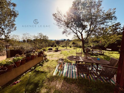 Villa in Le Plan-de-la-Tour, Var