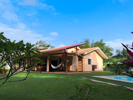 ﻓﻴﻼ ﻓﻲ Matoury, Arrondissement de Cayenne