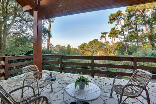 Luxury home in Hossegor, Landes