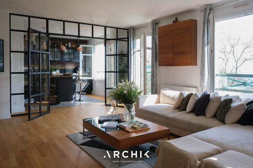 Piso / Apartamento en Le Plessis-Robinson, Altos de Sena