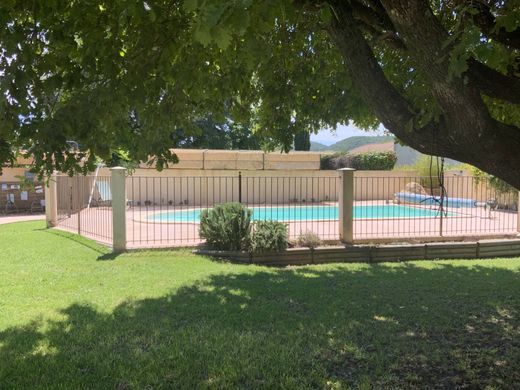 Maison de luxe à Uzès, Gard