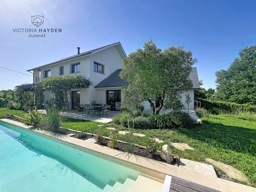 Luxury home in Gan, Pyrénées-Atlantiques