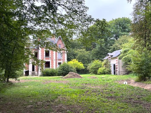 Luxury home in Ouzouer-sur-Trézée, Loiret