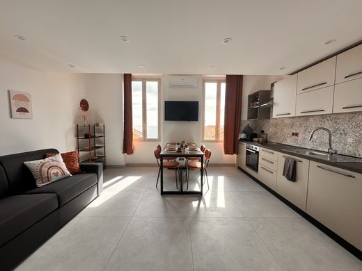 Apartment in Roquebrune-Cap-Martin, Alpes-Maritimes
