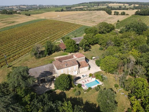 Luxury home in Fourcès, Gers