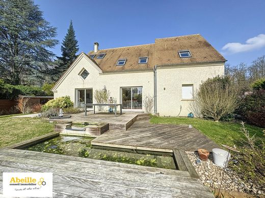 Luxury home in Limours, Essonne