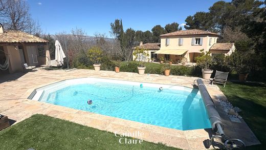 Luxury home in Trets, Bouches-du-Rhône