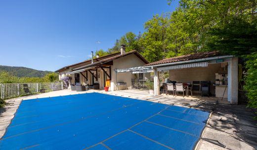 Luxury home in Saint-Paul, Loire