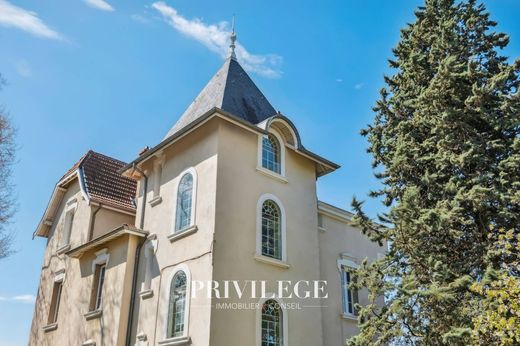Luxury home in Caluire-et-Cuire, Rhône