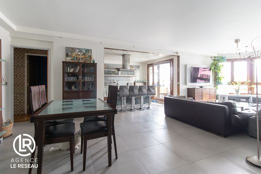 Apartment in Levallois-Perret, Hauts-de-Seine