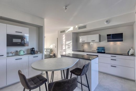 Apartment in Le Versoud, Isère