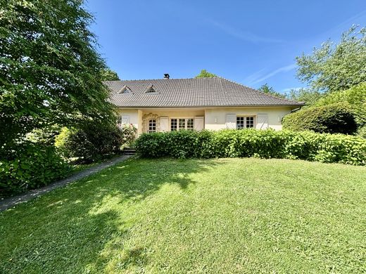 Luxury home in Limoges, Haute-Vienne